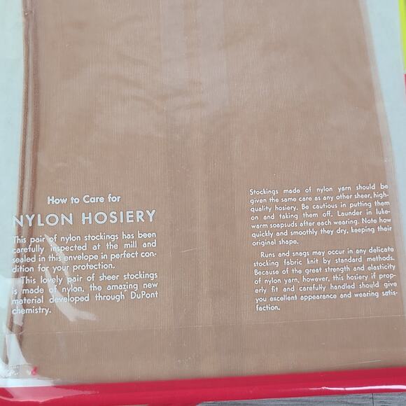 NOS National's Guaranteed Hosiery Thigh-Hi Stocking Beige Medium 10.5 Box of 5 - Picture 5 of 5